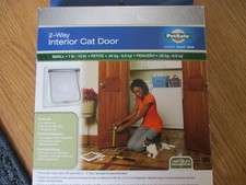 PetSafe 1-15 lbs 2 Way Interior Cat Door Slide Lock Flap Small White CD10-050-11