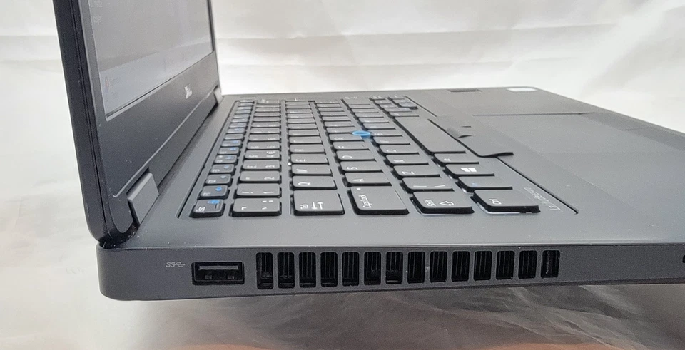 Dell Latitude E5470 - i7 6th Gen -16GB RAM - 256GB SSD - FHD 14" - HDMI - Win 11 - Image 4 of 4