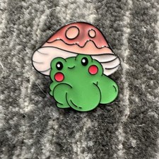 Enamel Pin Frog Booty Mushroom Hat Brooch Lapel Jewelry Cute Froggy Mushy New
