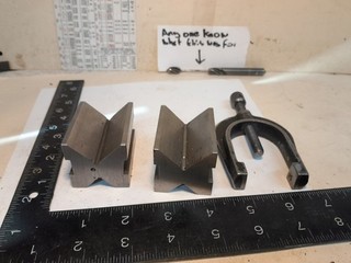 Matched pair V Vee block 1.5"x1.5"x2" Moore & Wright clamp ex RR engineer tools