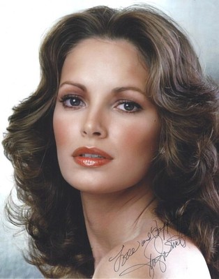 JACLYN SMITH CHARLIES ANGELS SIGNED 10x8 FOTO UACC & AFTAL RD AUTOGRAMM