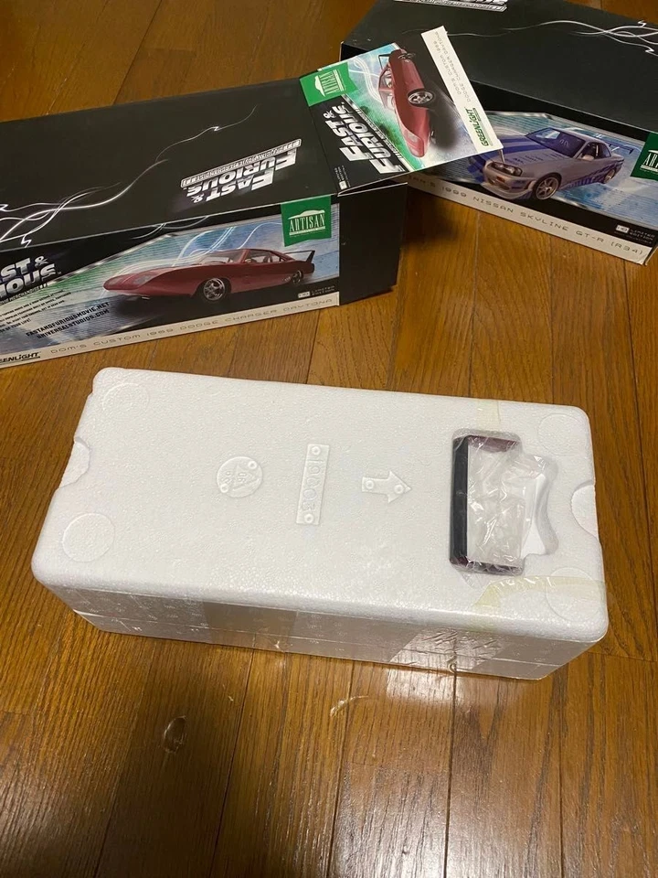 Greenlight 1/18 Fast & Furious 6 CARICABATTERIE DODGE DAYTONA Dom's Car RARO - Immagine 3 di 4