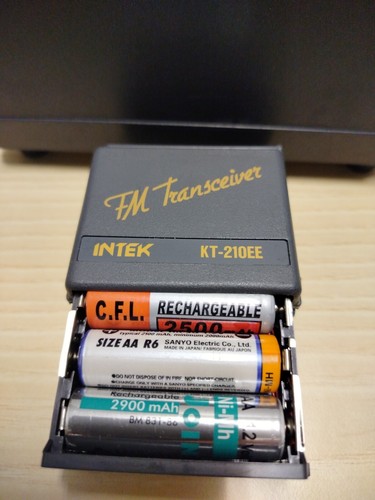Ricetrasmittente Portatile Intek 144Mhz In FM Mod KT 210ee - Foto 3 di 7