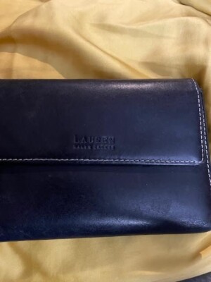 LAUREN Ralph Lauren Black BILLFOLD WALLET