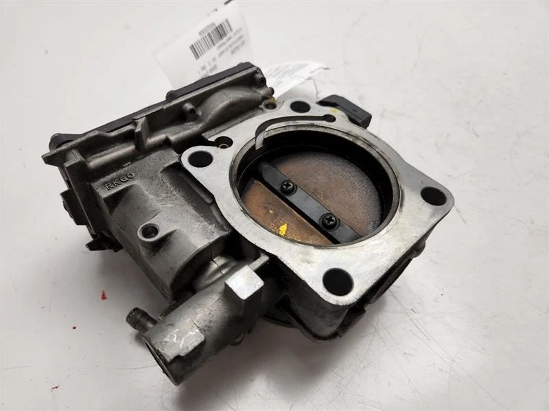 Cuerpo del acelerador Acura RL 2009-2012 3,7 L 6 cilindros OEM 16400RKGA01 Foto 4 de 4