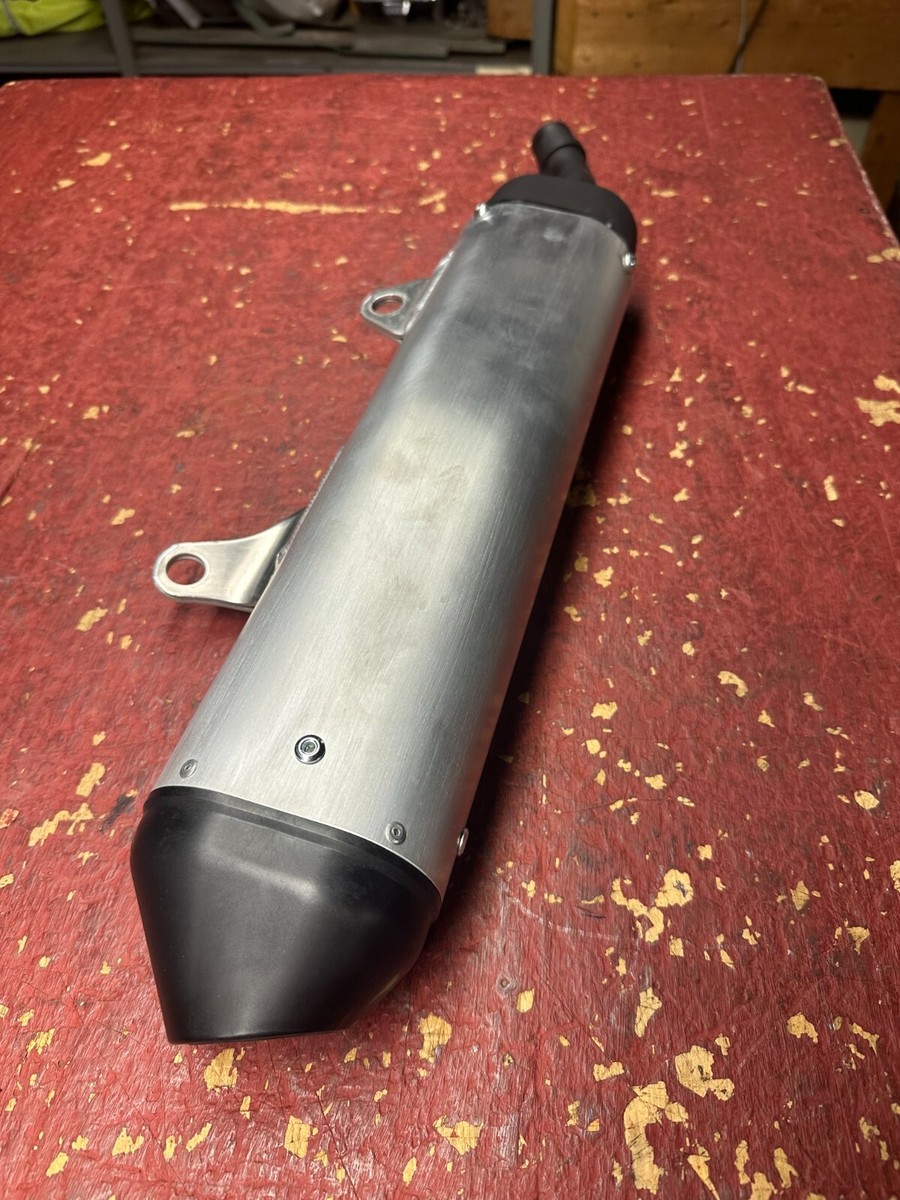 Yamaha OEM Yz250 Stock Silencer Muffler Exhaust Pipe YZ 250 Yamaha OEM Yz250 Stock Silencer Muffler Exhaust Pipe YZ 250
