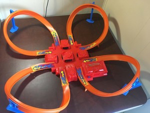 hot wheels criss cross crash track set ebay