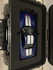 AUTOart 1:18 2004 Chevrolet Corvette C5 Z06 LeMans Blue Commemorative 80405