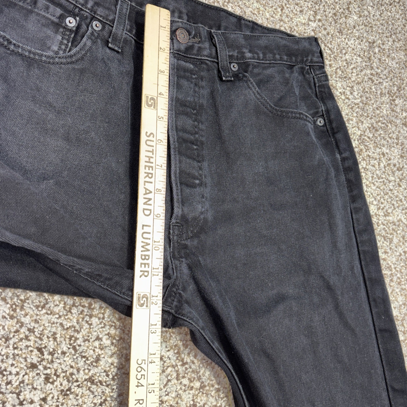 Levi's 501 Button Fly Jeans Men's 38x30 Measure 34 X 27.5 Black - View 9