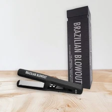 Brazilian-Blowout-Model-11T22 1.25” Prodigital Titanium Flat Iron 45w 110-240v