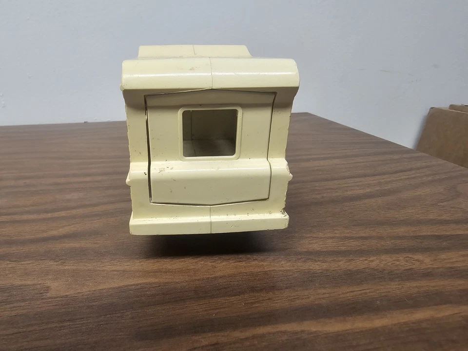 Autocaravana Tonka Winnebago vehículo de juguete vintage Foto 4 de 4