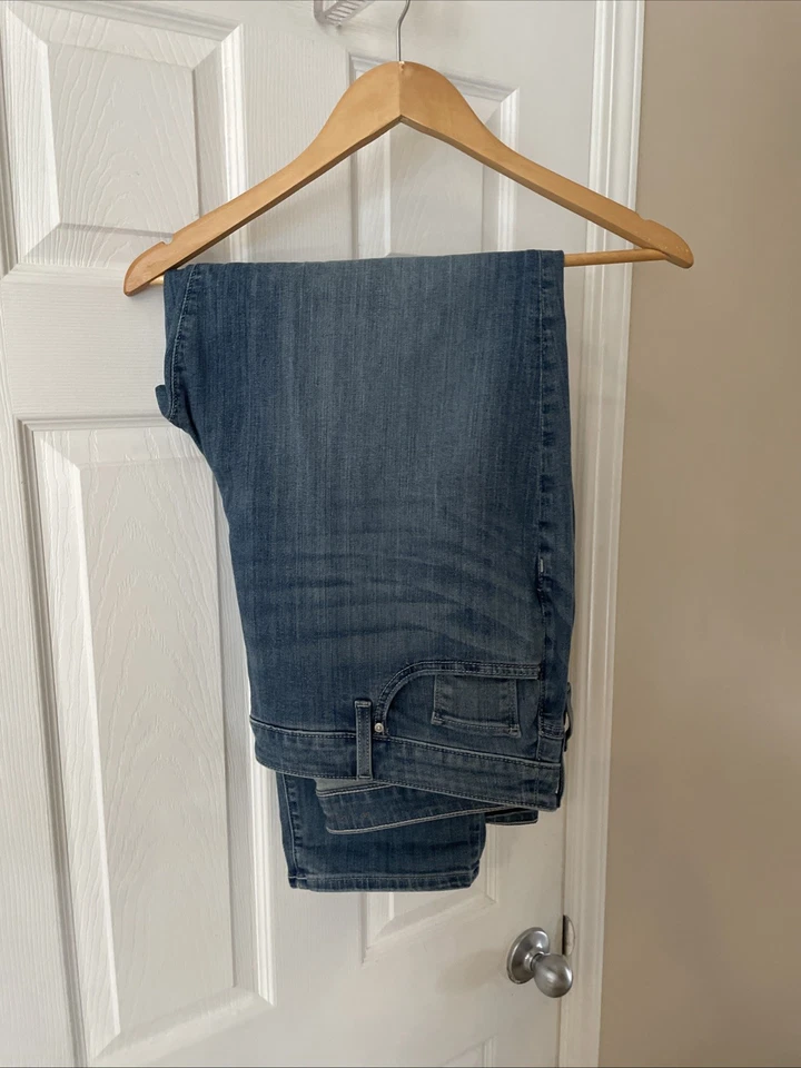 Pantalones de mezclilla al tobillo Chicos So Slimming Girlfriend preciosos azules lavados talla 3,5 Foto 2 de 4