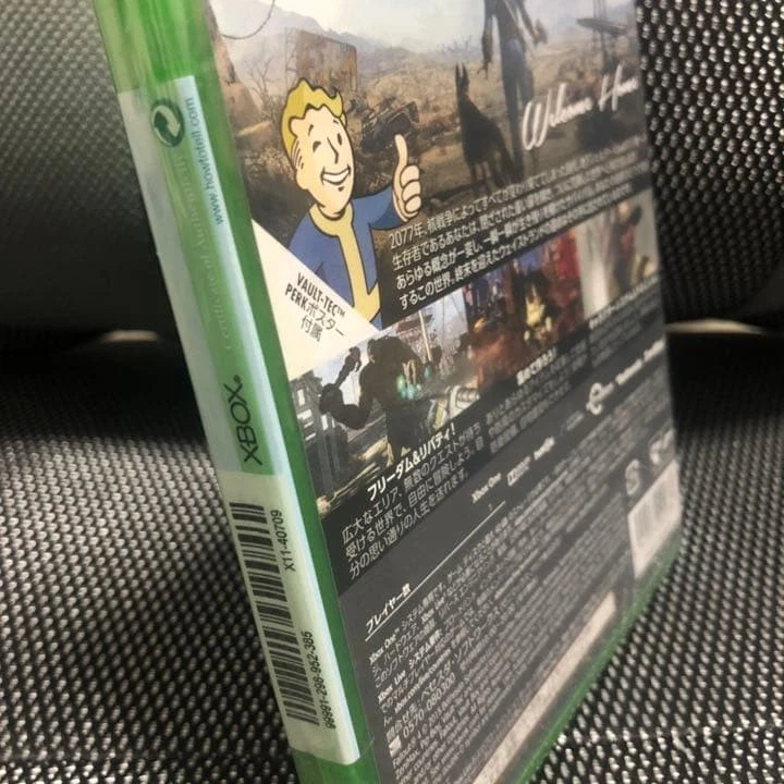 Fallout 4 Xbox One Japanese Ver + Fallout 3 Code + Vault-Tec Poster New - Image 3 of 4