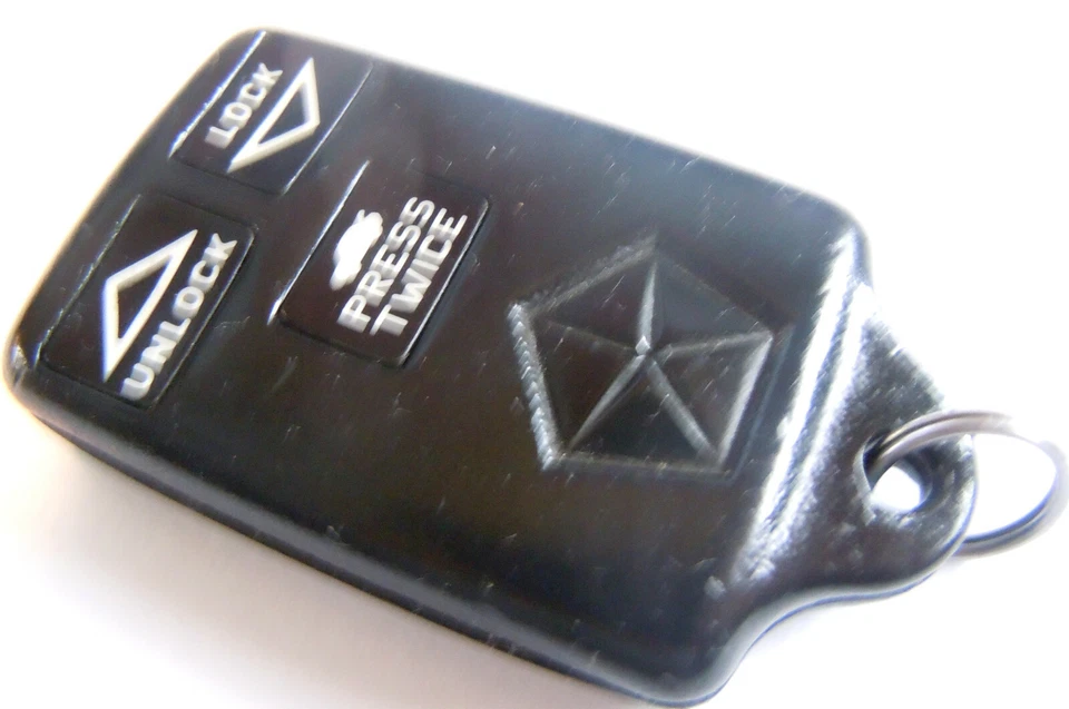 2 Chrysler Dodge OEM controle remoto de carro de entrada sem chave 3 botões TRUNK GQ43VT5T GQ43VT7T - Imagem 3 de 4