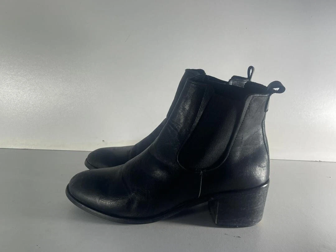 Bottines Barratts En Daim Véritable - Taille 5 (38), Noir, Talon Bloc 3 Pouces, état Occasion