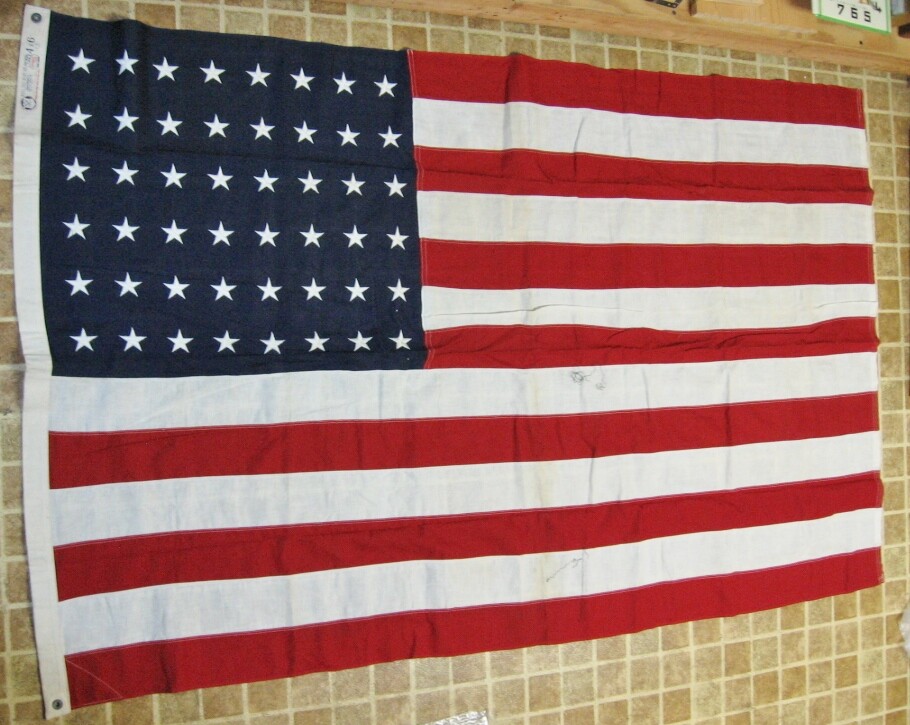 NOS Vintage Large 4X6 48 Star U.S. Flag Bull Dog Bunting in