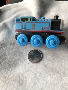 thomas the tank engine car