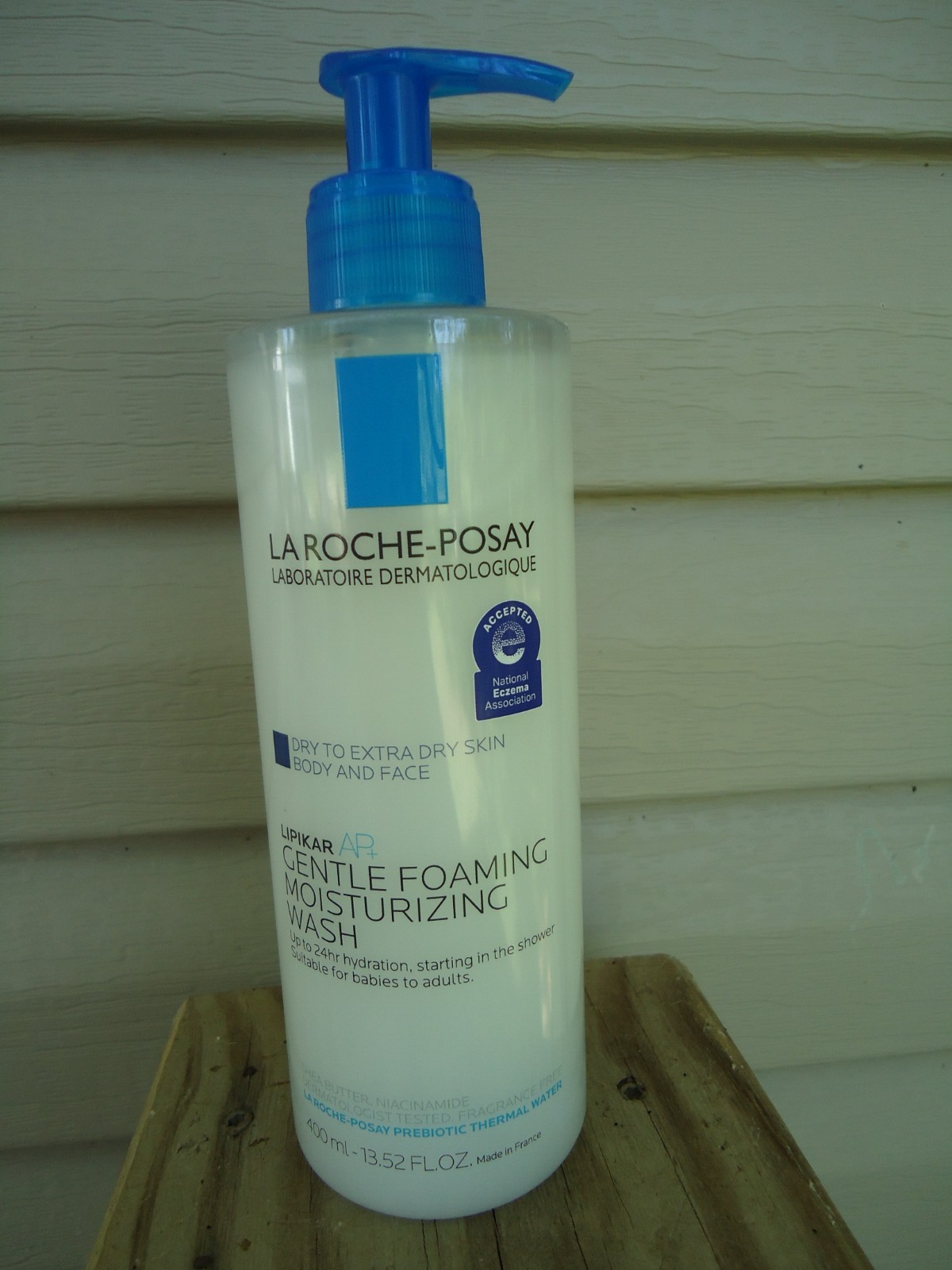 La Roche-Posay Lipikar AP+ Gentle Foaming Moisturizing Wash 32.52 FL. OZ. NEW
