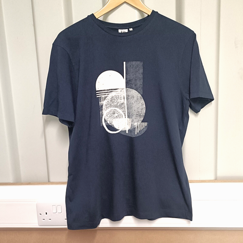 Kin Mens Top T-Shirt Blue Size M Medium Graphic 100% Cotton Popover Casual