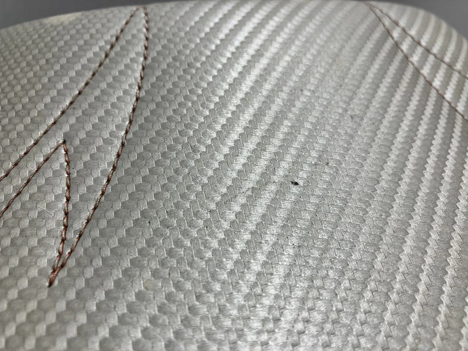 Переднее сиденье 2001 Suzuki Gsxr 1300 Hayabusa - Изображение 2 из 4