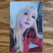 Tarjeta Fotográfica Oficial Dami Atrapasueños Mini Séptimo Álbum Apocalipsis: Síguenos