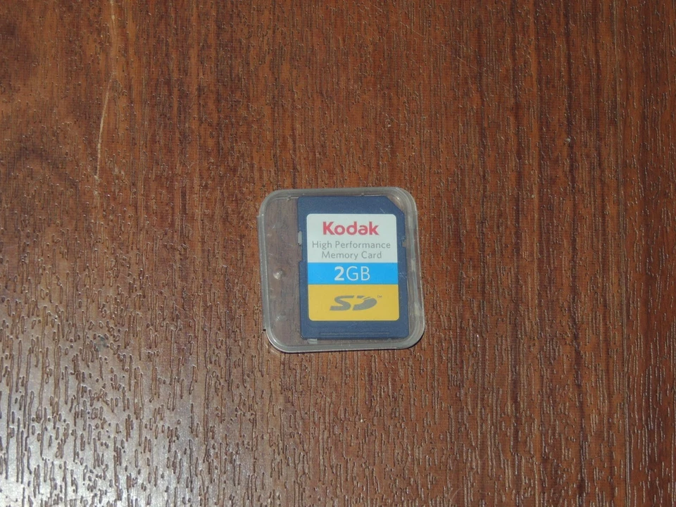 Genuine OEM Original Kodak 2GB SD High Performance Memory Card - Image 2 of 2