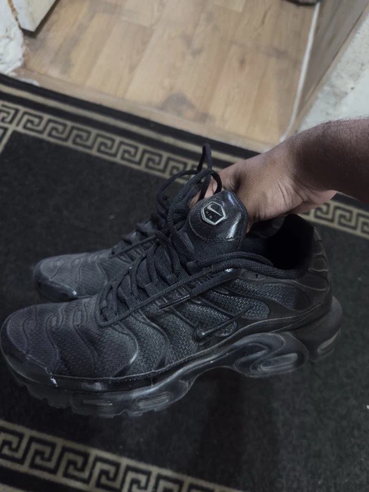 Size 9 - Nike Air Max Plus 1 Triple Black, photo 1 of 5