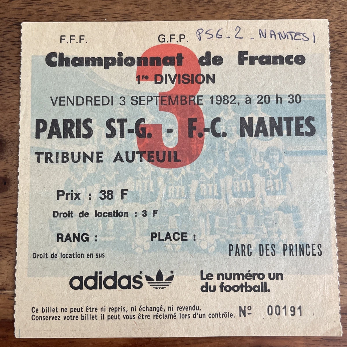 FC NANTES ANCIEN Fanion Football Collector FCNA CANARIS