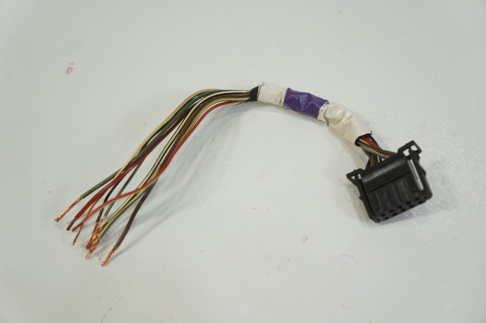 06-08 Bentley Flying Spur Right Driver Side Tail Light Lamp PLUG CONNECTOR OEM