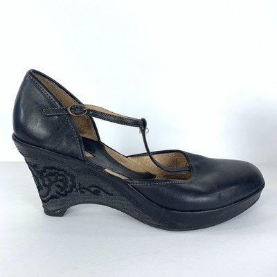 clarks artisan collection