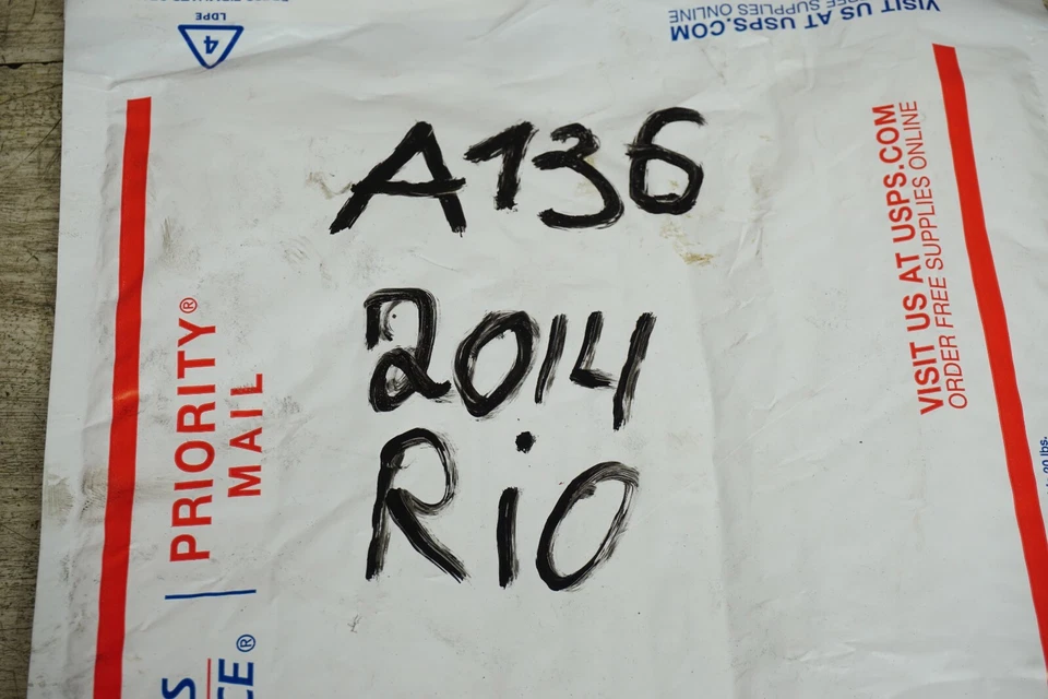 KIA RIO LX 2012-2017 4 puertas sedán 1,6 L L4 gasolina llanta juego de 16 tuercas OEM Foto 3 de 3