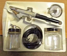 Central Pneumatic #6131 Air Brush Kit NIB