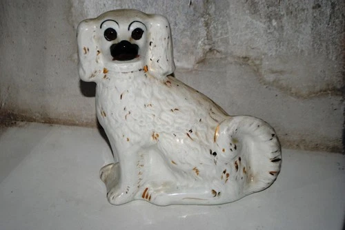 Antique 19th century English Staffordshire Spaniel figurine fireplace china