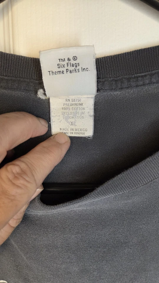 Vintage Six Flags Magic Mountain Shirt Mens Xl Gray Black Colossus Coaster 90s - Image 4 of 4