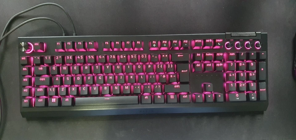 Razer BlackWidow V4 Pro Mechanical Gaming Keyboard - UK English, Green Switches - Image 2 of 4