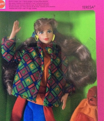 Poupée Barbie Teresa Mattel United Colors Of Benetton Shopping #4880 - NRFB Vintage 90s