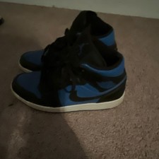 Nike Mens Black/Blue Colorblock High-Top Lace...