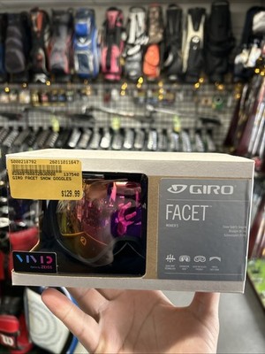 Giro Facet Women s Snow Goggles Color: Data Mosh, Lens: Vivid Pink