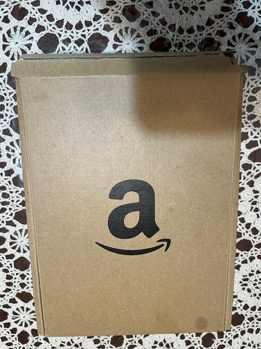 Kindle Fire 2011 D01E First Generation New in Box - Picture 6 of 9
