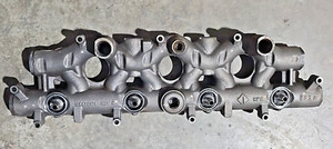 2004 1 /2-2007 Ford 6.0 LH High Pressure Oil Rail