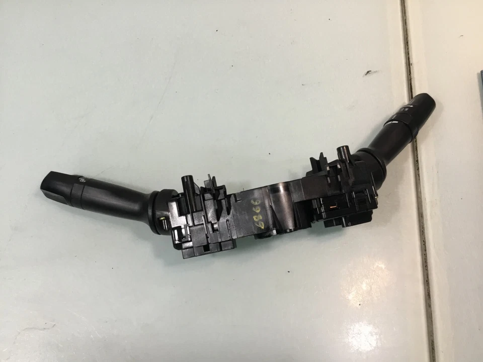 13 2013 Hyundai Genesis Coupe Steering Column Turn Signal & Wiper Combo Switch E Foto 2 de 4