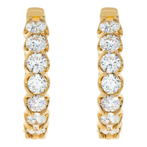Inside out diamonds hoops Huggies earrings in 14Kt. Diamonds: 2.68 carats
