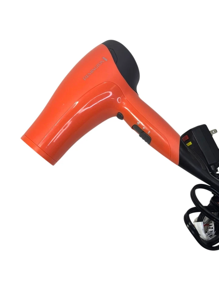 Secador de pelo mediano Remington D-3015 con tecnología cerámica iónica melocotón/naranja Foto 3 de 3