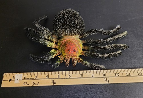 Large Tarantula Spider Squeaky Toy 6" - Picture 3 of 4