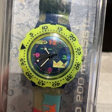 Swatch Scuba 200 Over The Wave SDN105 1992 NEVER WORN