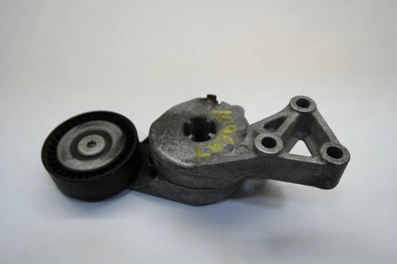 AUDI TT 2000-2006 POLEA LOCA 1,8 L 89 K MILLAS TURBO VIN C  Foto 2 de 4