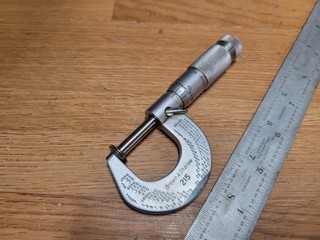 BROWN SHARPE 0 1 " X .001 " DISC MICROMETER
