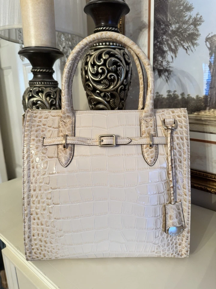 NUEVO CON ETIQUETAS BRAHMIN CAROLINE IN CLOUD DANCER PAGOSA TAMAÑO COMPLETO Beige Crema Color Marfil Foto 3 de 4