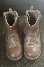Cat  Jack Girls' Brown Bootie, Embroidered Heart, Zip, Low Block Heel, Cowgirl