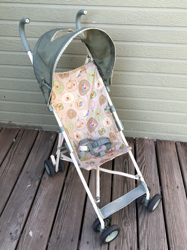 Vintage Disney Winnie The Pooh Childs Toddler Umbrella Stroller DOREL Mfg.